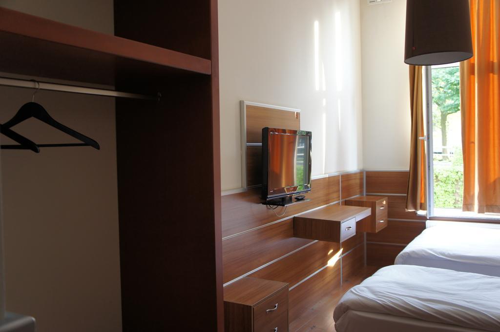 Hotel Erasmus Rotterdam Oda fotoğraf