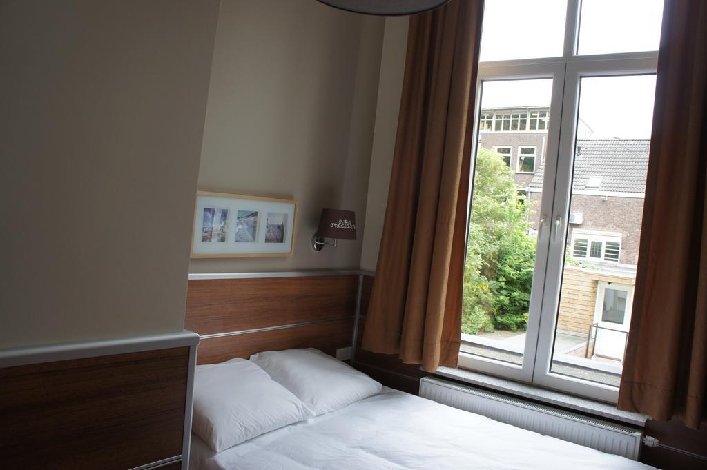 Hotel Erasmus Rotterdam Oda fotoğraf