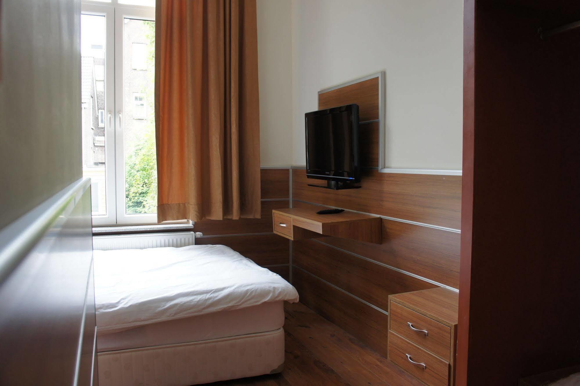Hotel Erasmus Rotterdam Dış mekan fotoğraf